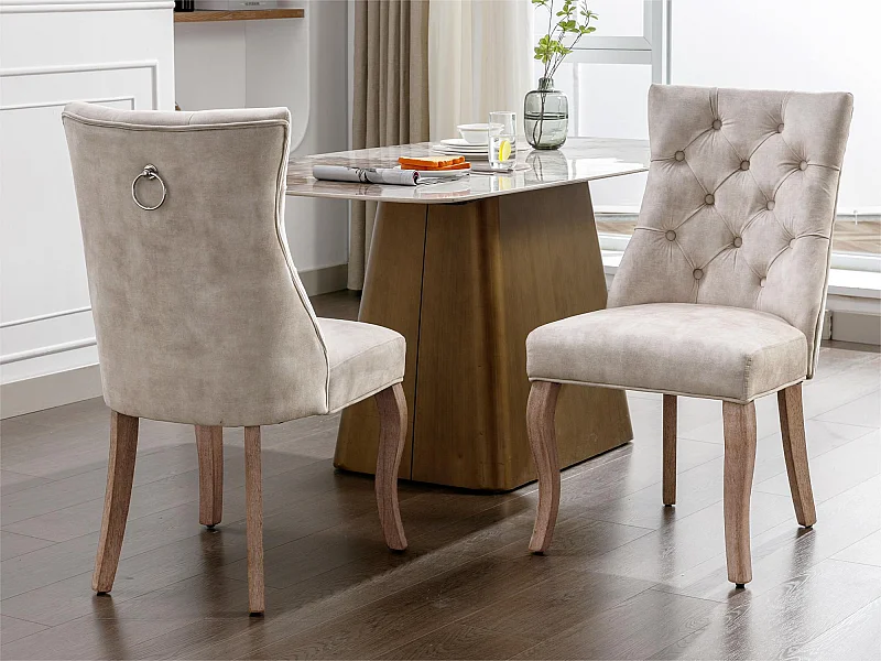 Set mit 2 Samt-Esszimmerstühlen – Knopfsteppung – Creme