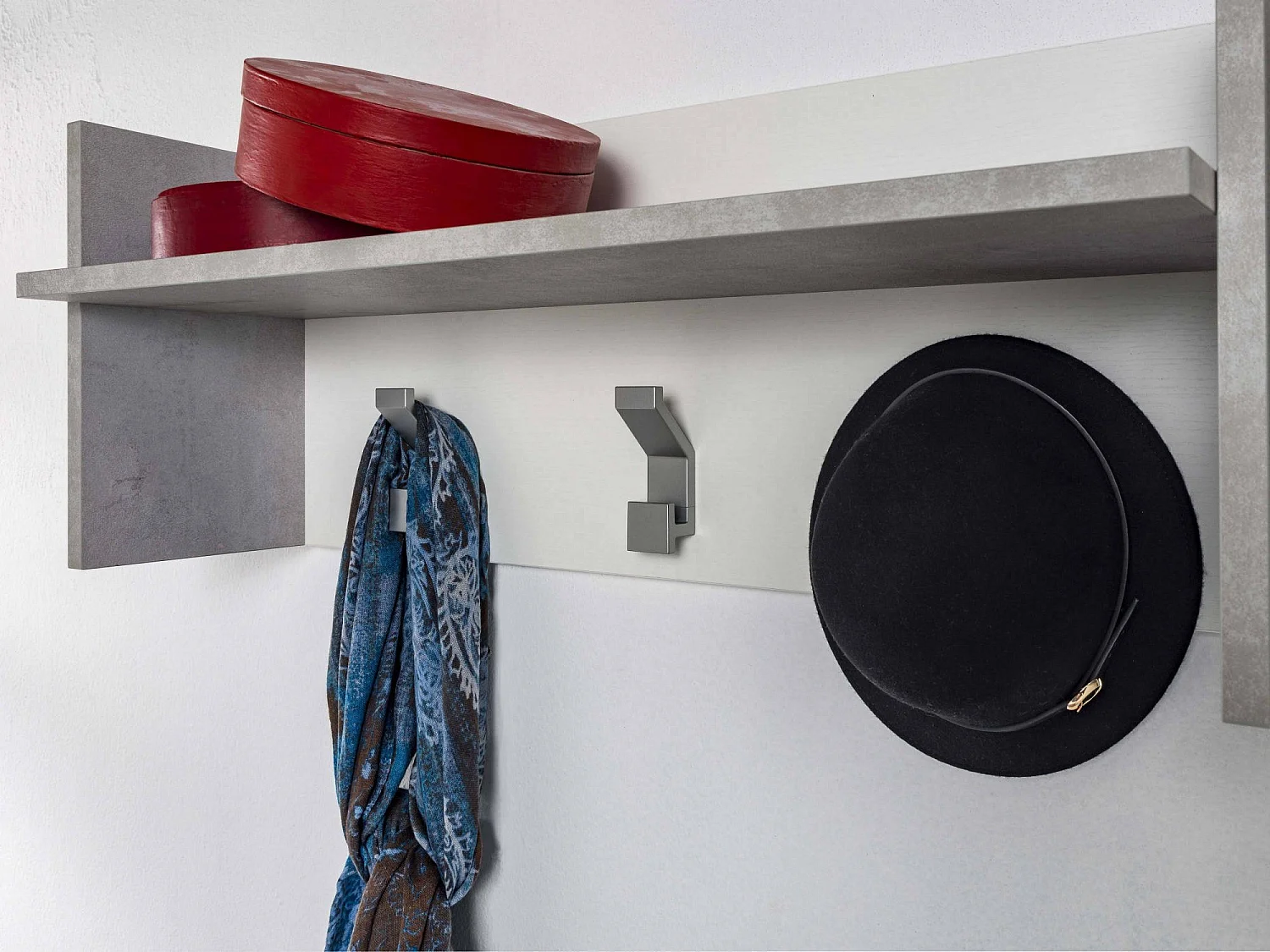 Mobilier d'entrée Dkornvi, Cintre avec 3 crochets, Etagère de rangement d'entrée, 100% Made in Italy, 90x29h34 cm, Blanc et Ciment