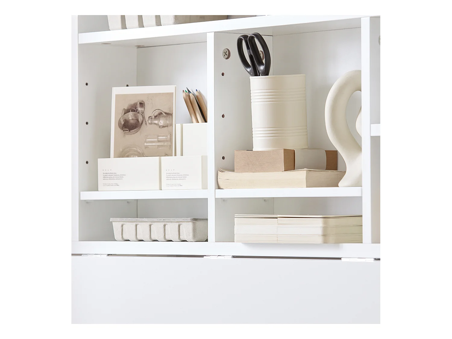 SoBuy Bureau Pliable Mural avec Étagère de Rangement Suspendue, Bureau Mural Rabattable, Bureau d'ordinateur Portable Mural FWT07-II-W