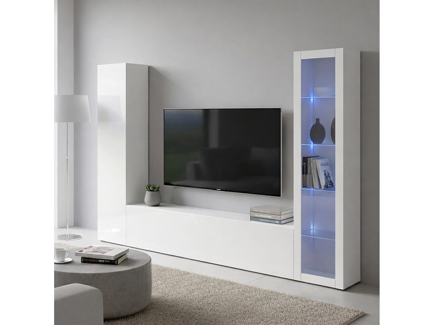 Système mural Dekda, meuble TV 3 portes, Meuble de salon polyvalent avec vitrine et lumière LED, 100% Made in Italy, 260x30h180 cm, Blanc brillant