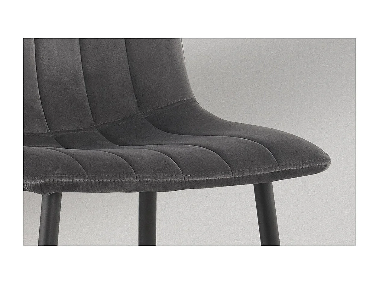 Cadeira BRUCE Veludo Cinza, dimensões: H86 x L45 x P55 cm, ideal para uma sala de jantar design e moderna.
