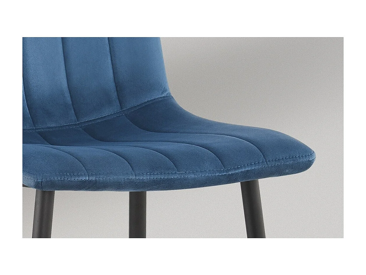 Cadeira BRUCE Veludo Azul, dimensões: A86 x L45 x P55 cm, ideal para uma sala de jantar design e moderna.