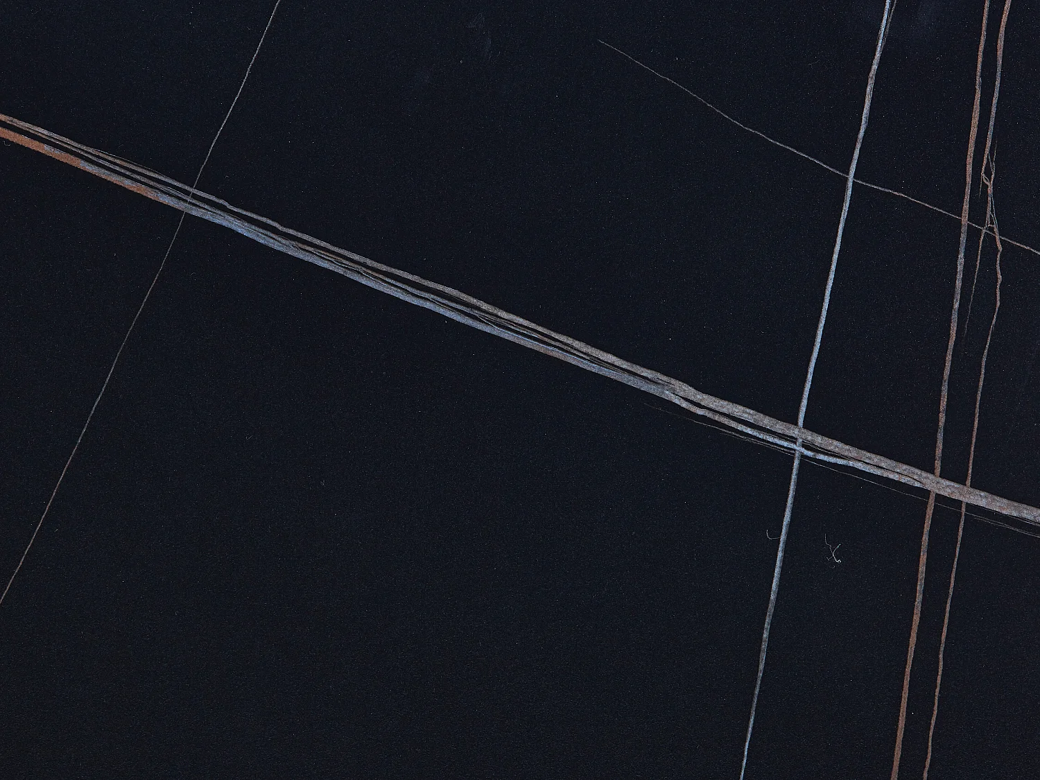 Tavolino in ceramica e Metallo Effetto marmo Nero - MELRONE di PASCAL MORABITO