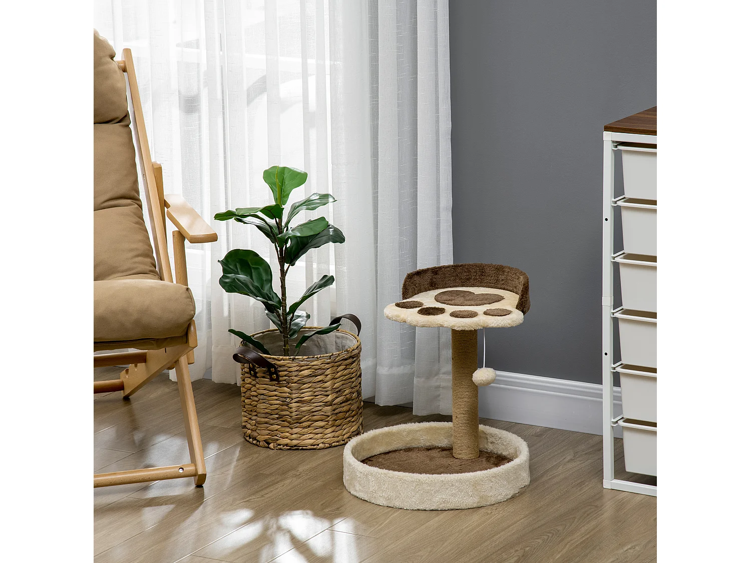 Arbre à chat griffoir design patte de chat jeu boule suspendue panier plateforme observation peluche beige marron jute naturelle