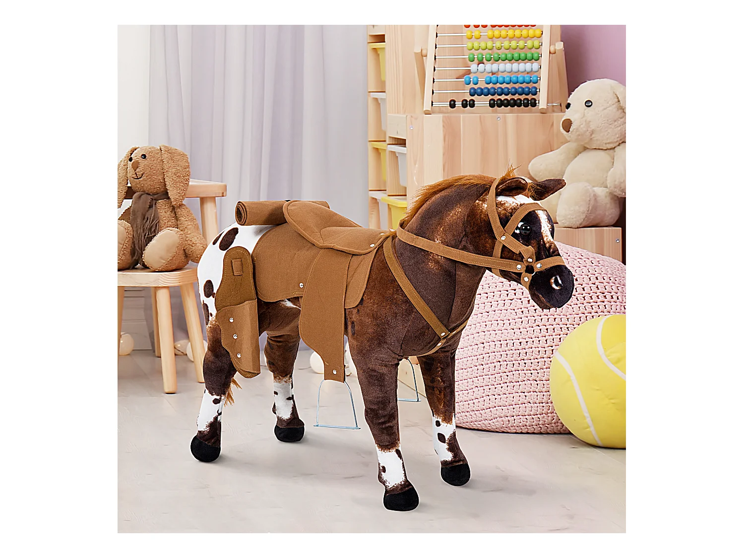 Cheval debout en peluche effets sonores hennissement et galop selle étrier rênes 85L x 28l x 60H marron blanc