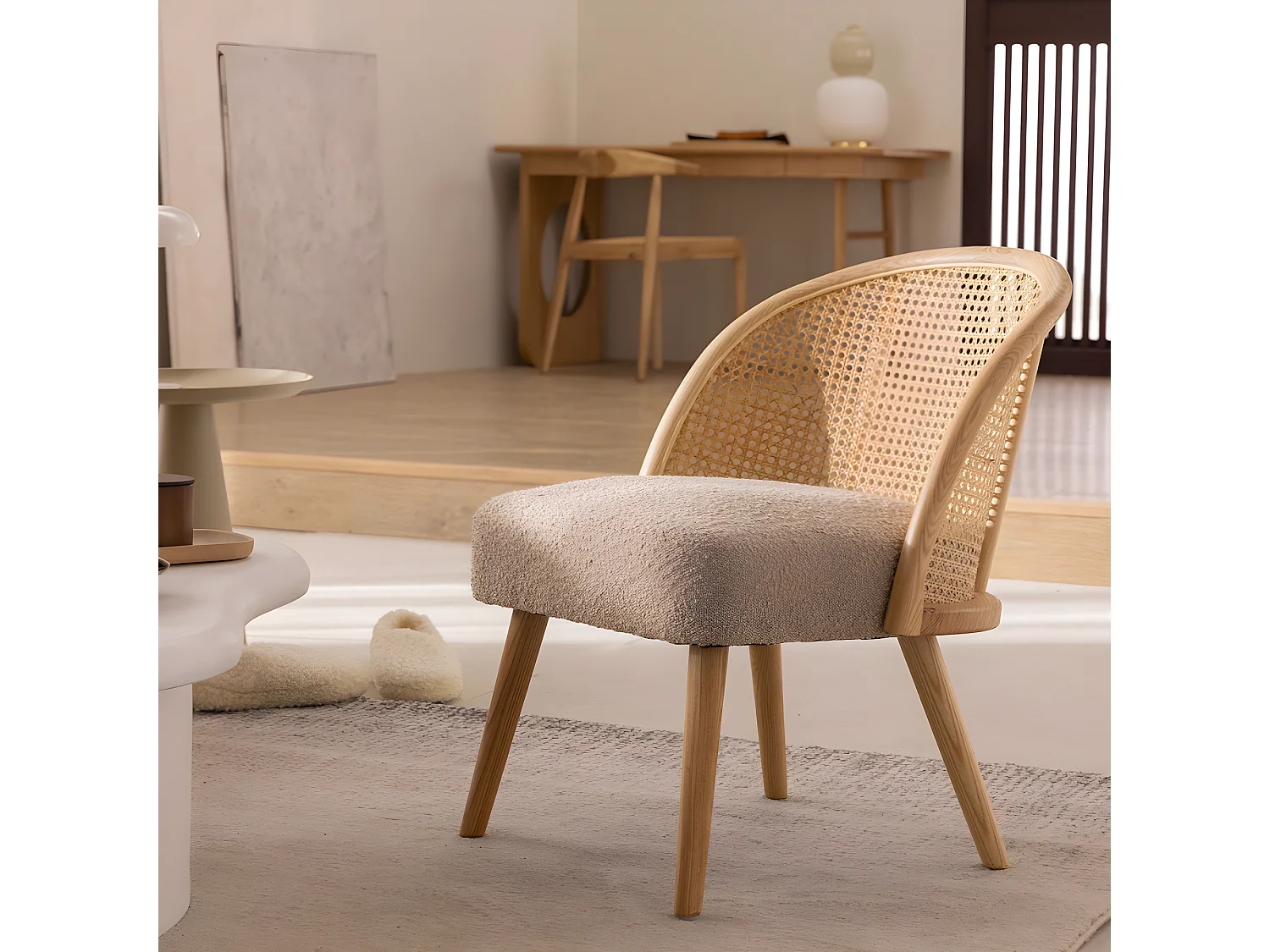 Candice - Fauteuil en tissu bouclette et rotin - Taupe