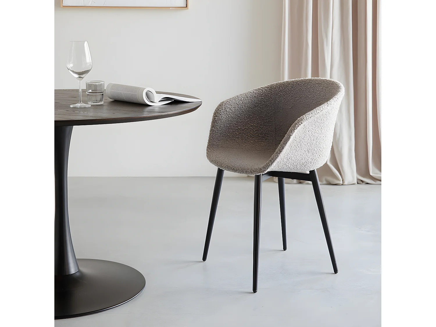 Raku - Table à manger 4 personnes ronde en bois et métal - Bois foncé