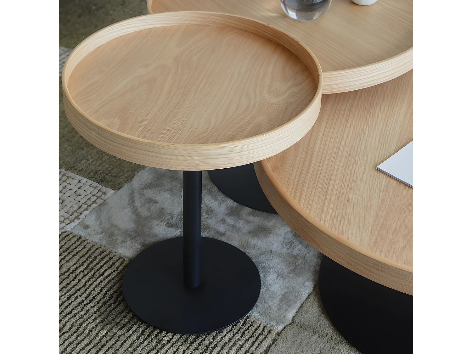 Yuri - Table d'appoint ronde en bois et métal ø45cm - Bois clair