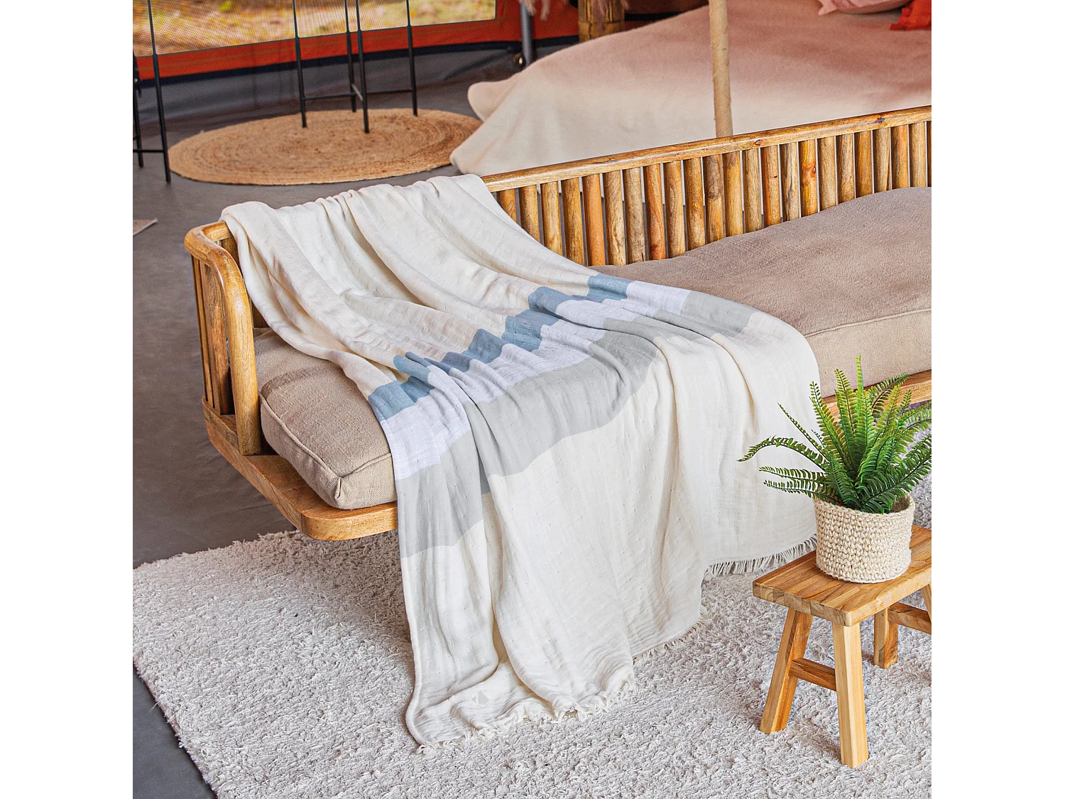 Plaid franges 150x180 cm LUANDA coton et matières mixtes naturel bleu