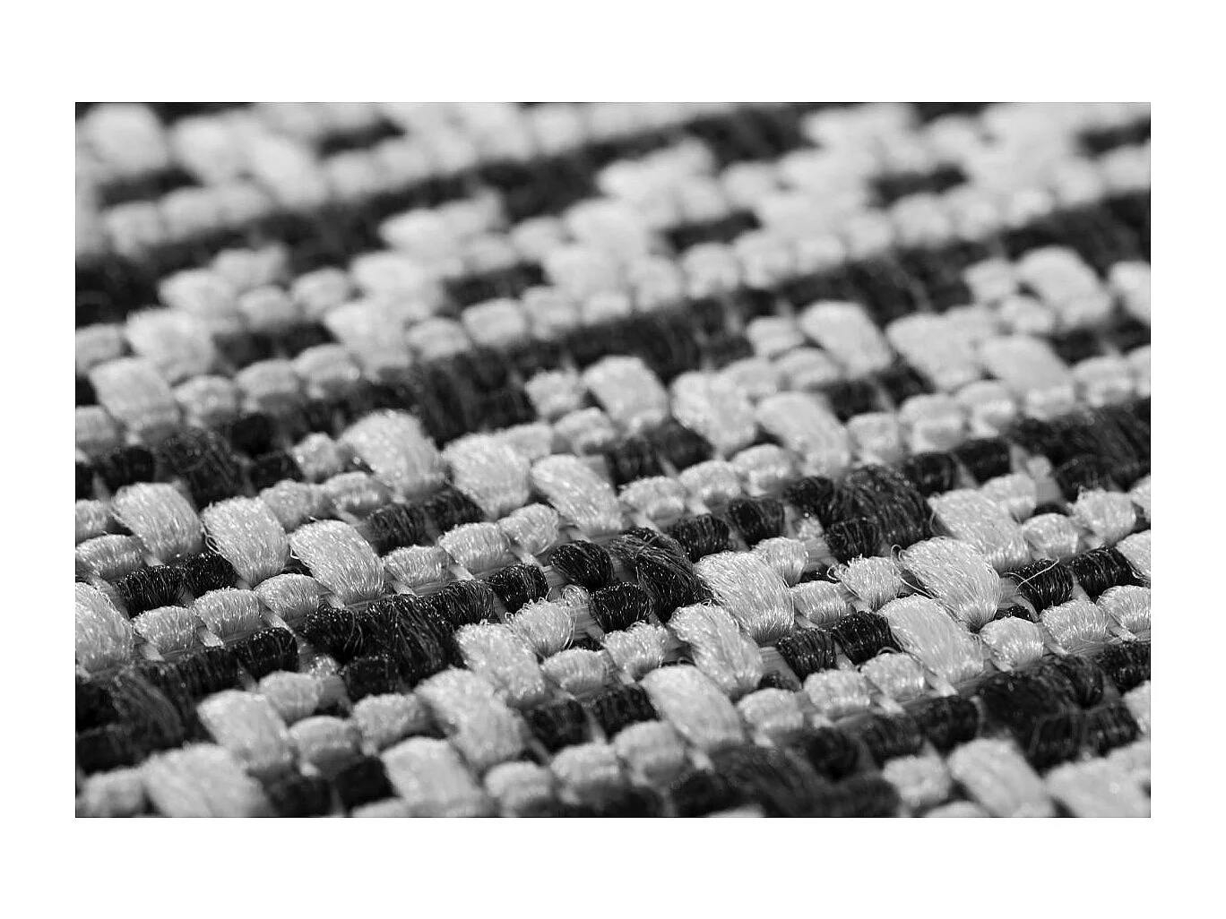 tapis salon 160x230 tissé gris rectangle motif simple GRATI