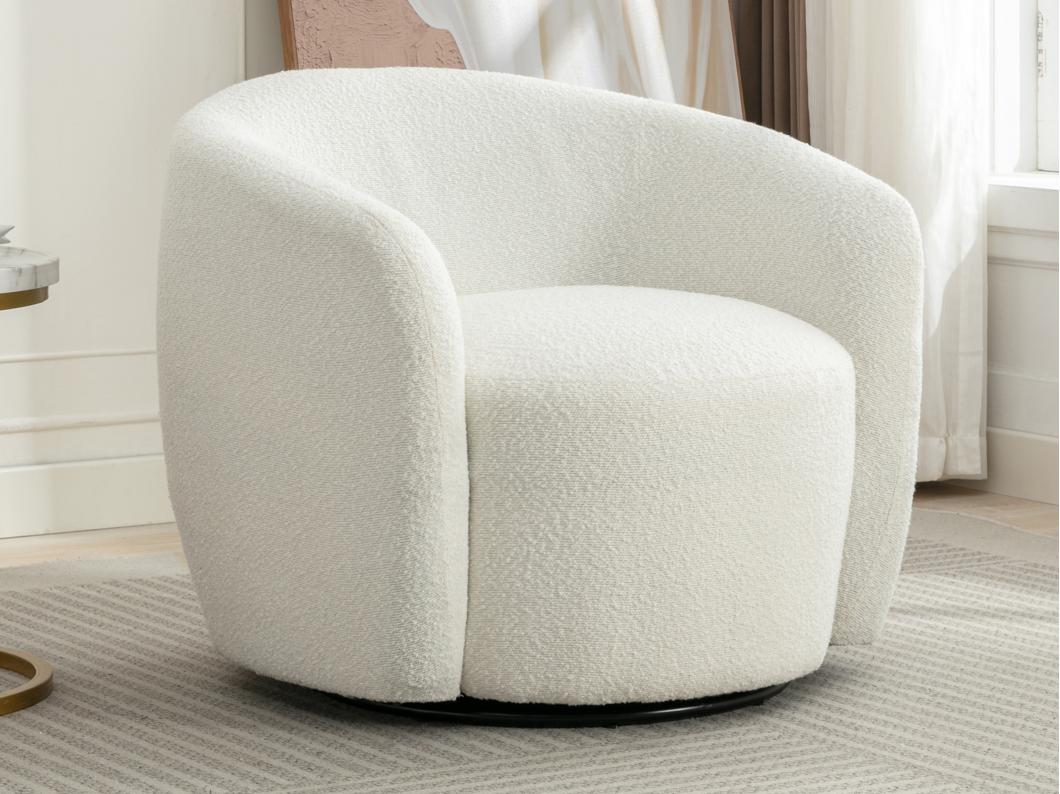 Draaibare fauteuil van witte boucléstof VEREIDE