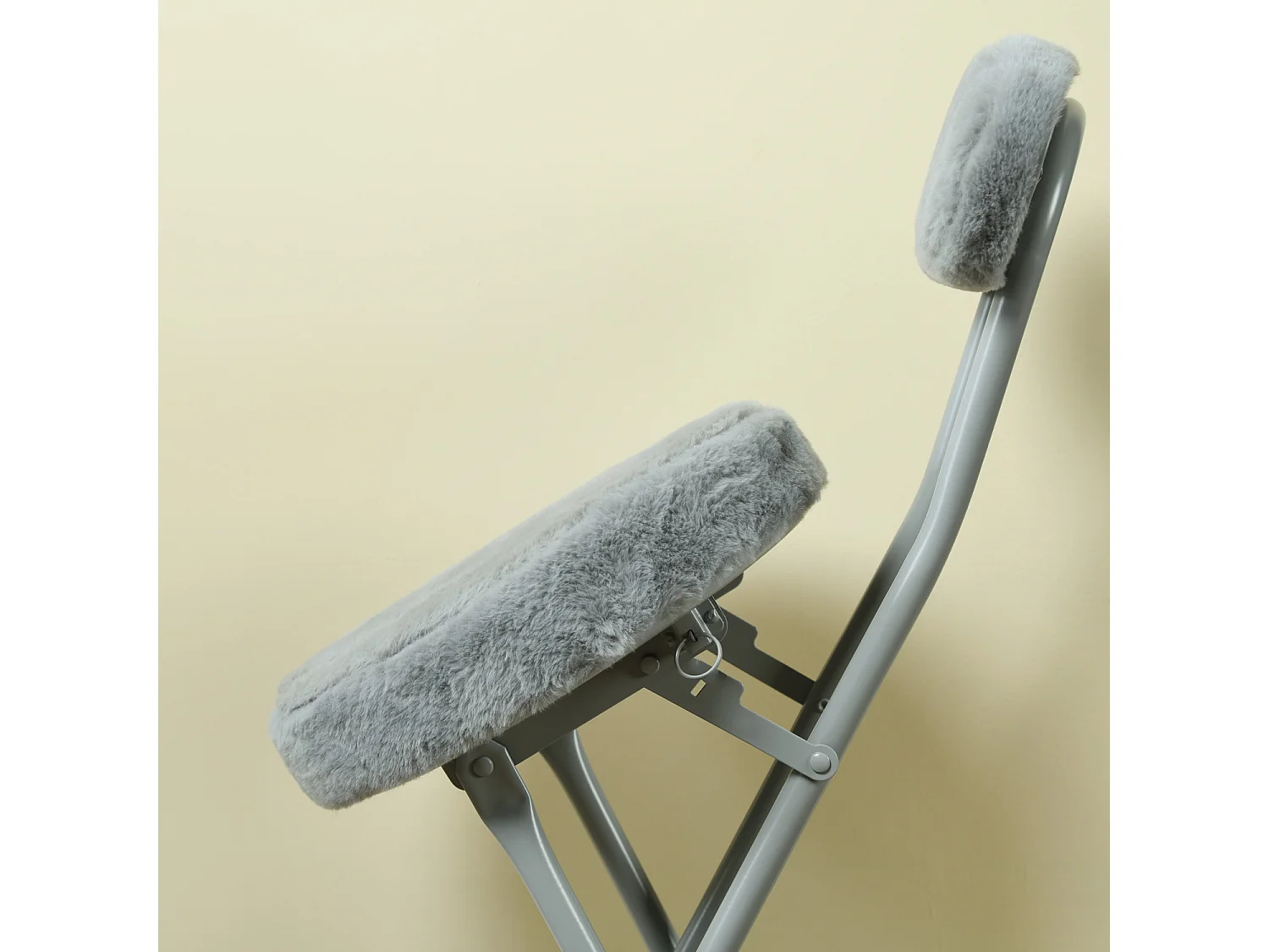 Lot de 4 chaise ERNST PLUSH pliante en fausse fourrure, charge maximale de 100 kg