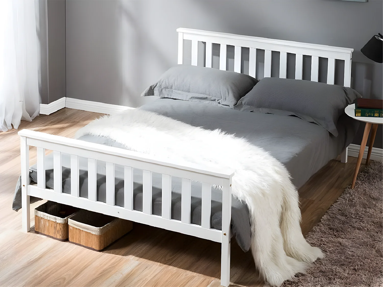 Bett mit Kopfteil – 140 x 200 cm – Massivholz – Lattenrost – Weiß