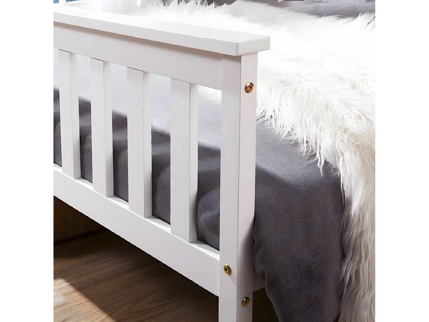 Bett mit Kopfteil – 140 x 200 cm – Massivholz – Lattenrost – Weiß