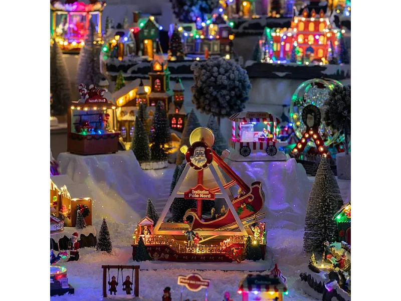 Village de Noël lumineux, animé et musical en Bateau destination Pôle Nord