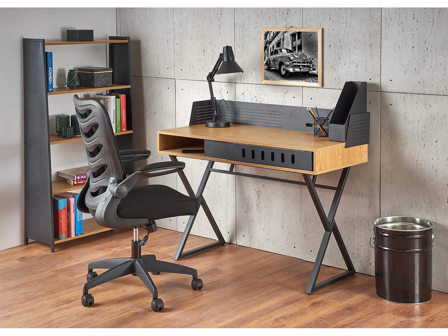 Scrivania in stile industriale 110 x 50 cm in rovere dorato e metallo nero WORKER