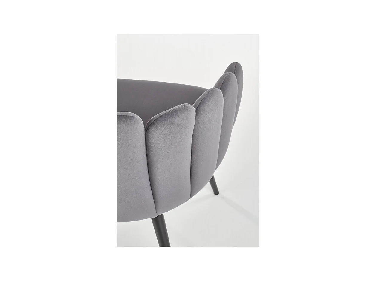 Silla de comedor de diseño en terciopelo gris con patas de acero negro Amboise