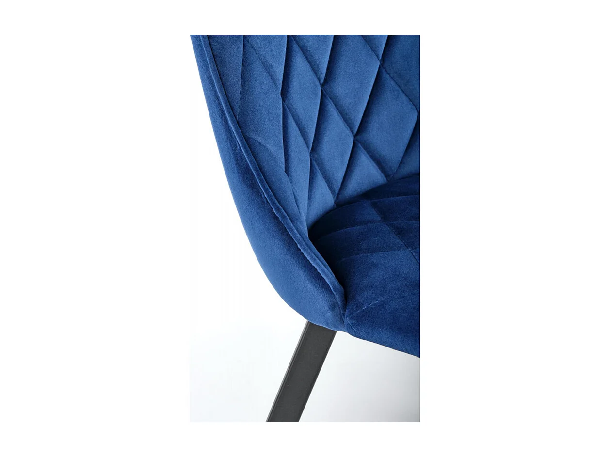 Chaise de salle à manger capitonnée en velours bleu et pieds en métal noir ODUNA