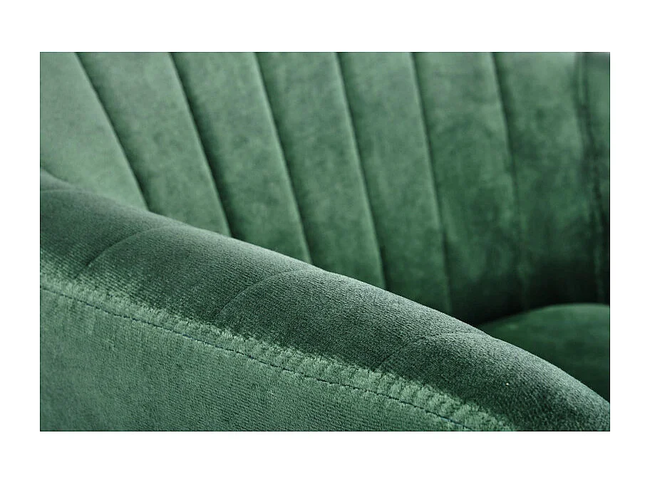 Silla AMY de terciopelo verde con cojín de asiento y patas de metal negro