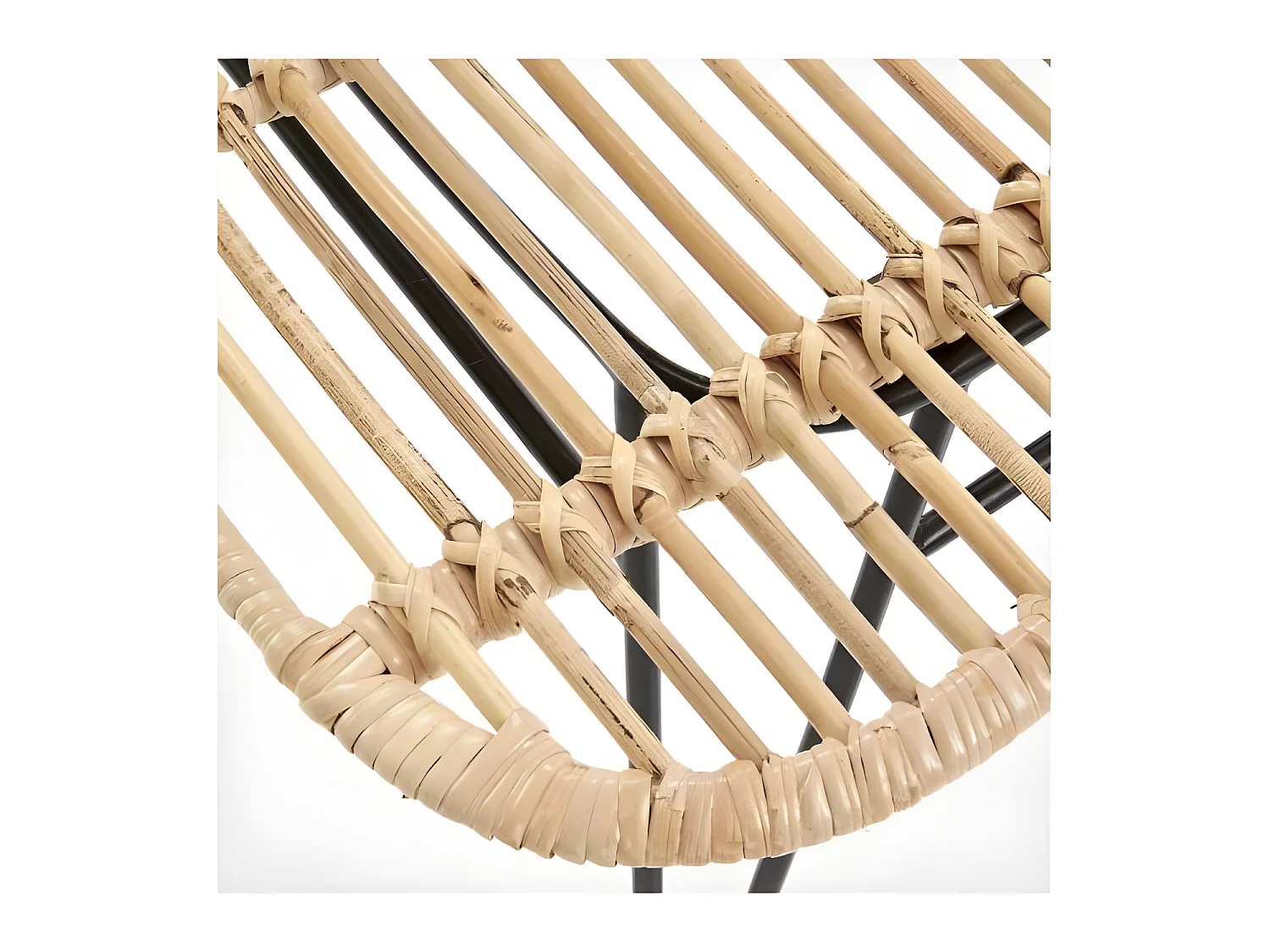 Silla de ratán natural con patas de acero negro Miel