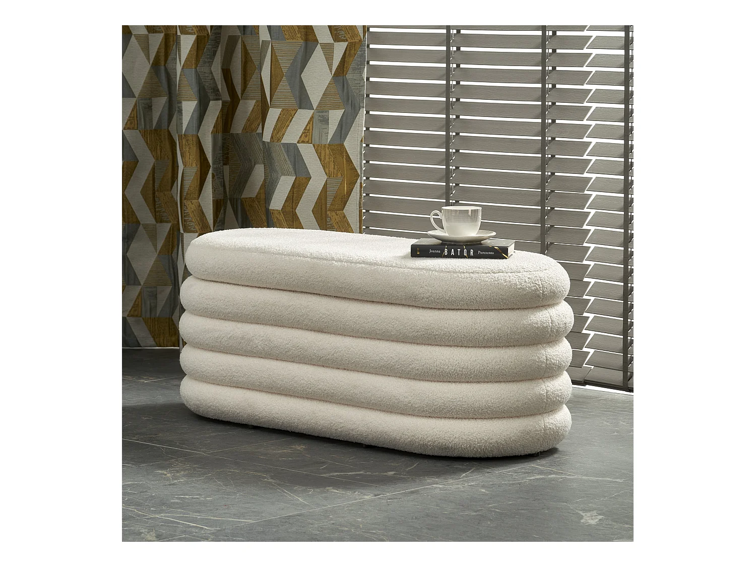 Banc couleur crème en tissu bouclé avec coffre de rangement Nikola