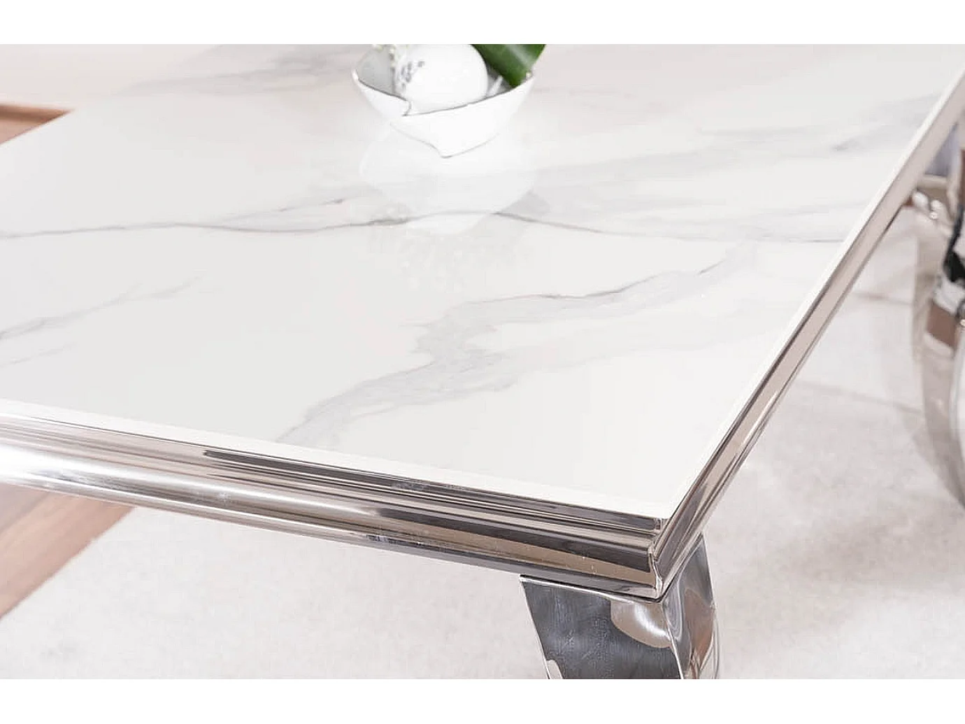 Table baroque métal et céramique blanc 150cm Bolti