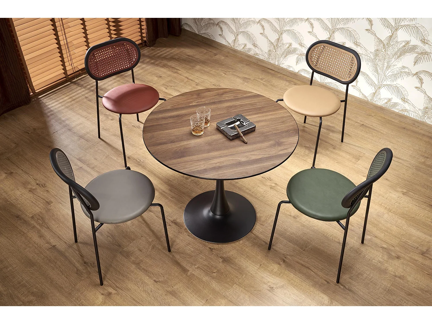 Table ronde 90 cm aspect noyer avec pied central noir Sirocco