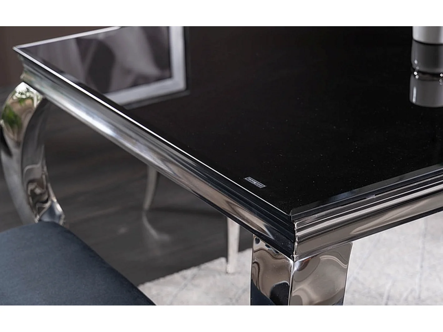 Table baroque métal et verre trempé noir 150cm Bolti