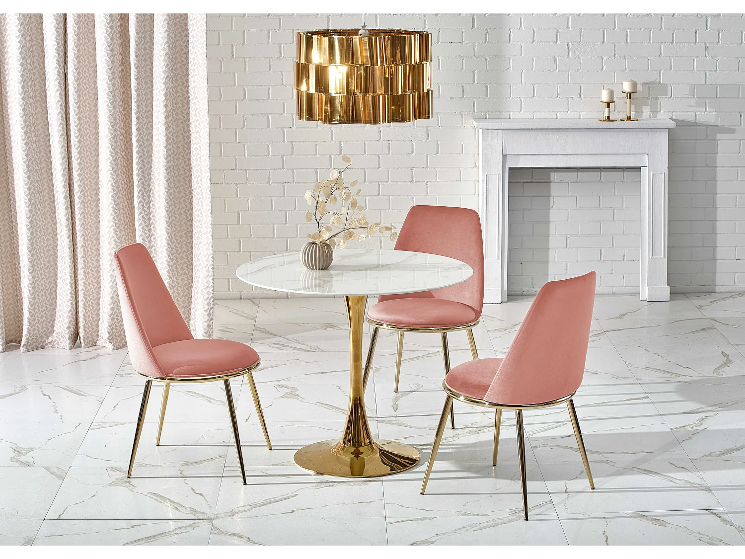 Table ronde avec plateau en verre aspect marbre blanc et pied central en acier doré BOOTIS