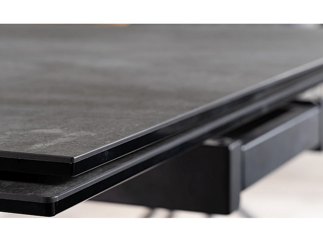 Table extensible métal & effet marbre gris 180-260cm Erol