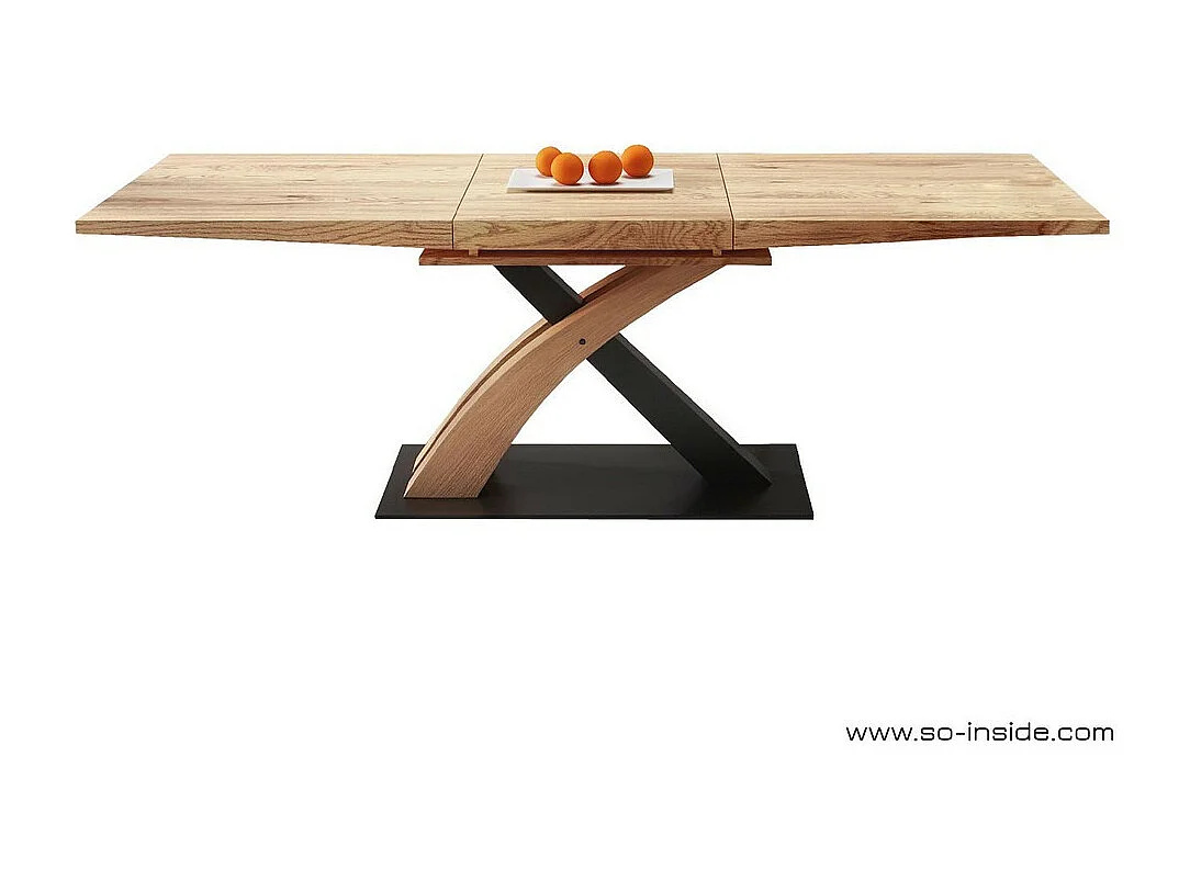 Table de salle à manger design avec rallonge intégrée aspect chêne doré et acier noir Millenium