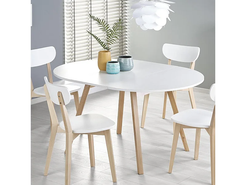 Mesa redonda escandinava con extensión 102cm Storend - Juego de 4 sillas Storend (360€)