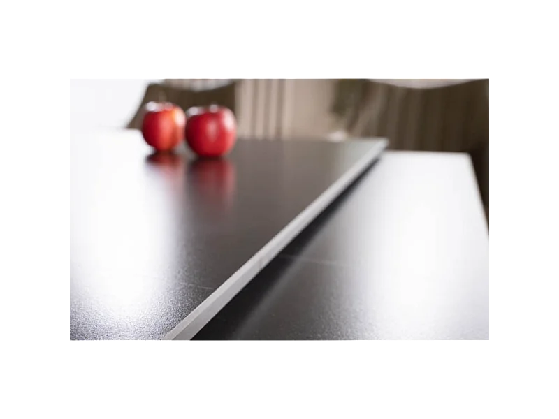 Tavolo design allungabile Viro 180-240cm in metallo ed effetto marmo