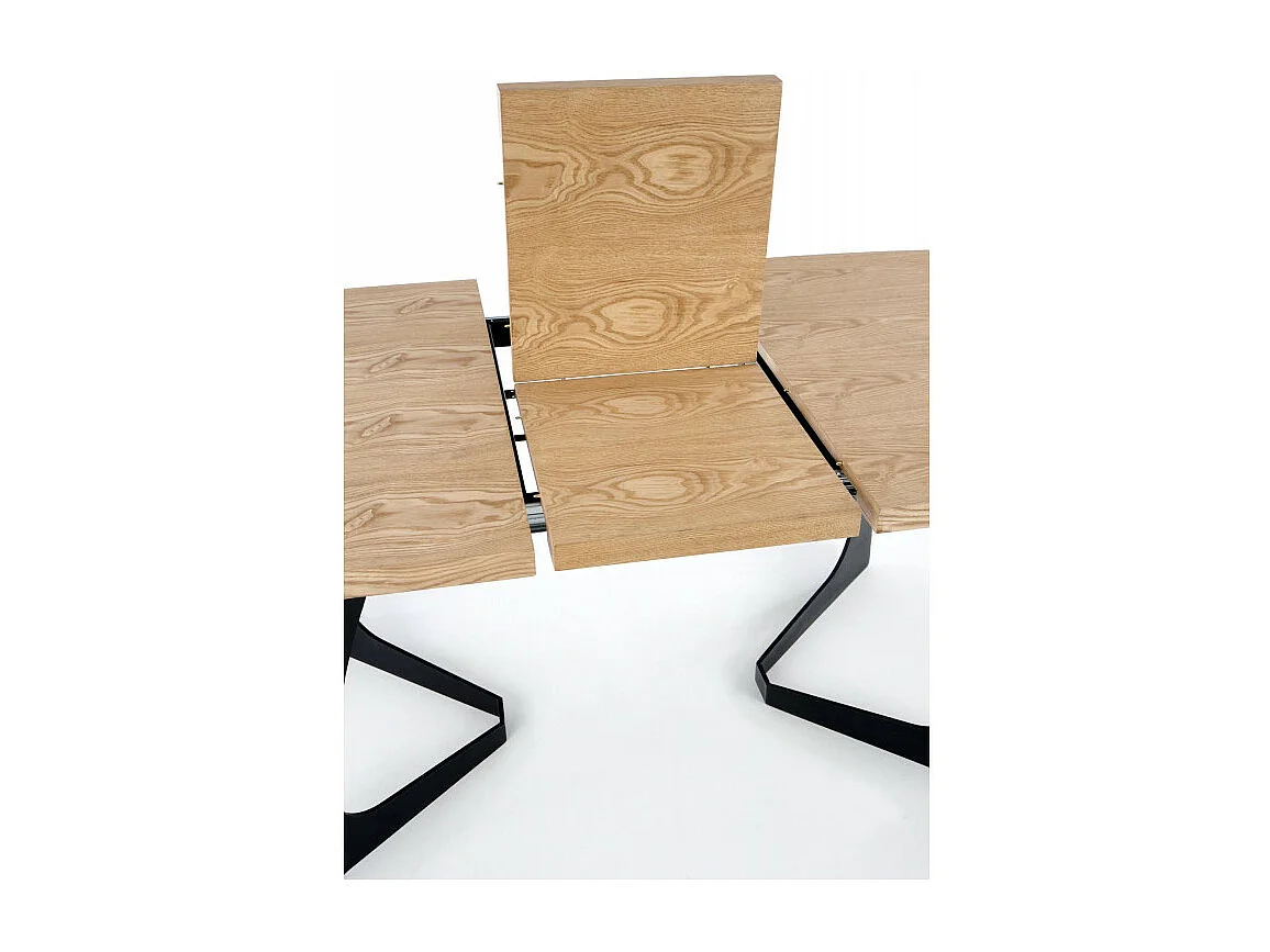 Mesa de comedor extensible CYBELE de aspecto roble con patas de metal negro de diseño