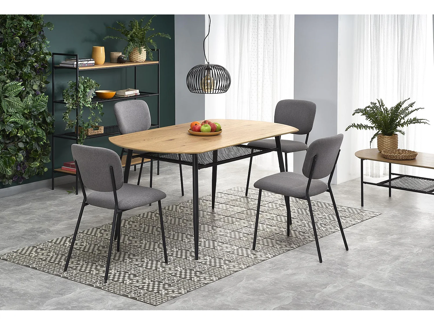 Tavolo da pranzo in rovere dorato con ripiano in rattan e gambe in metallo nero CEBREN