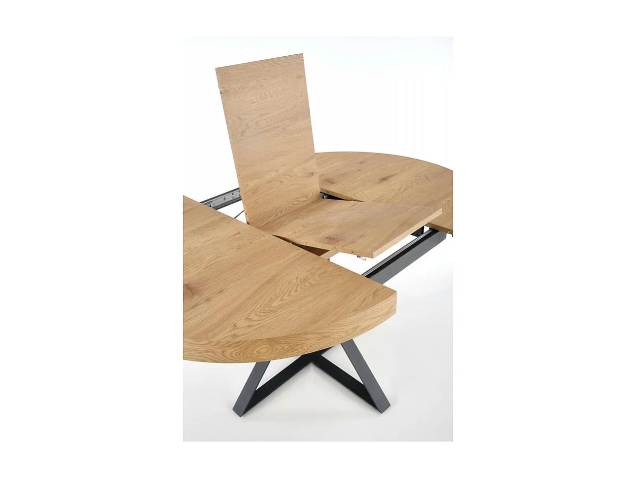 Table de salle à manger extensible avec plateau aspect chêne et pieds en métal noir CERVANTES