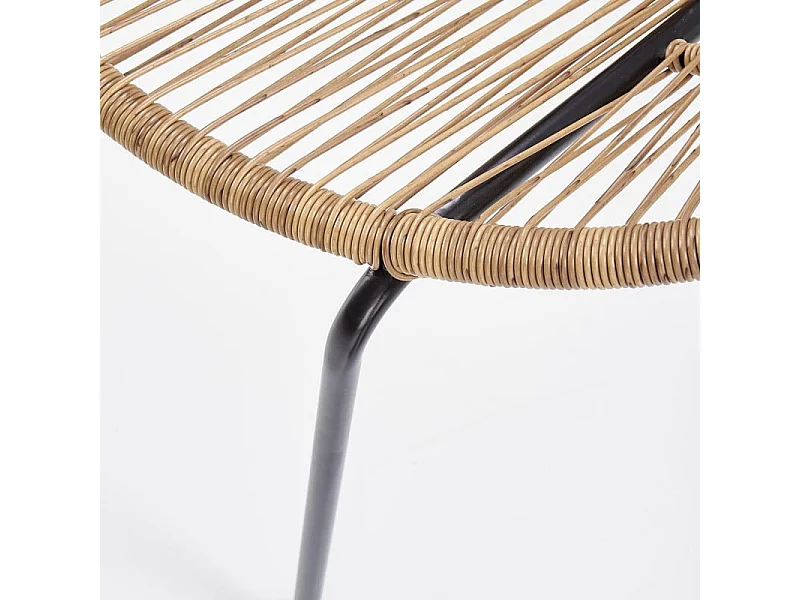 Fauteuil en rotin synthétique avec structure noire en acier HOLIDAYS