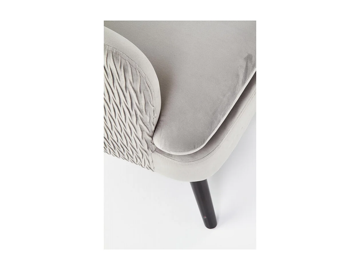 Fauteuil en velours beige avec pieds noirs en métal Glasgow