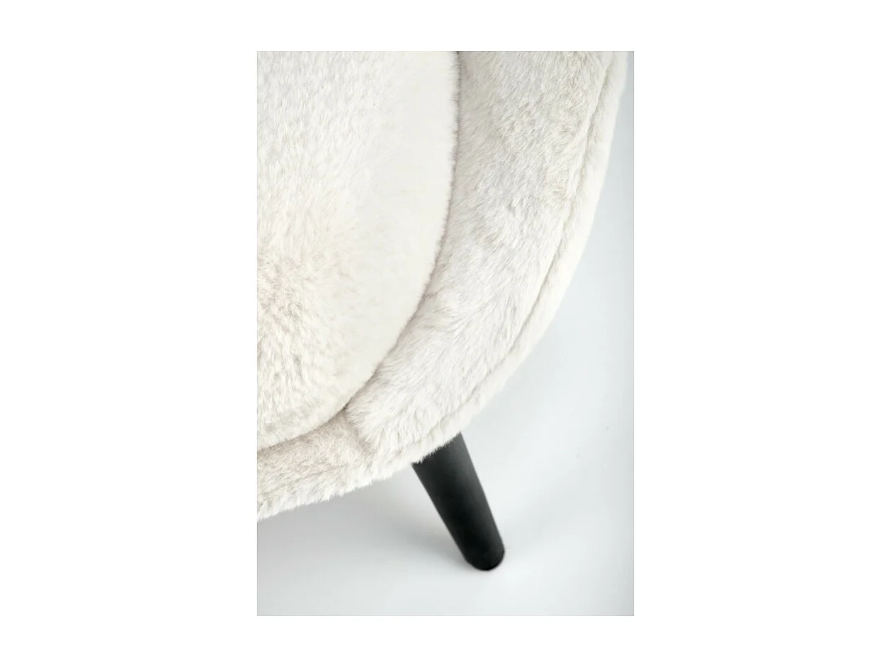 Fauteuil lounge design en tissu beige avec pieds en métal noir Plazza