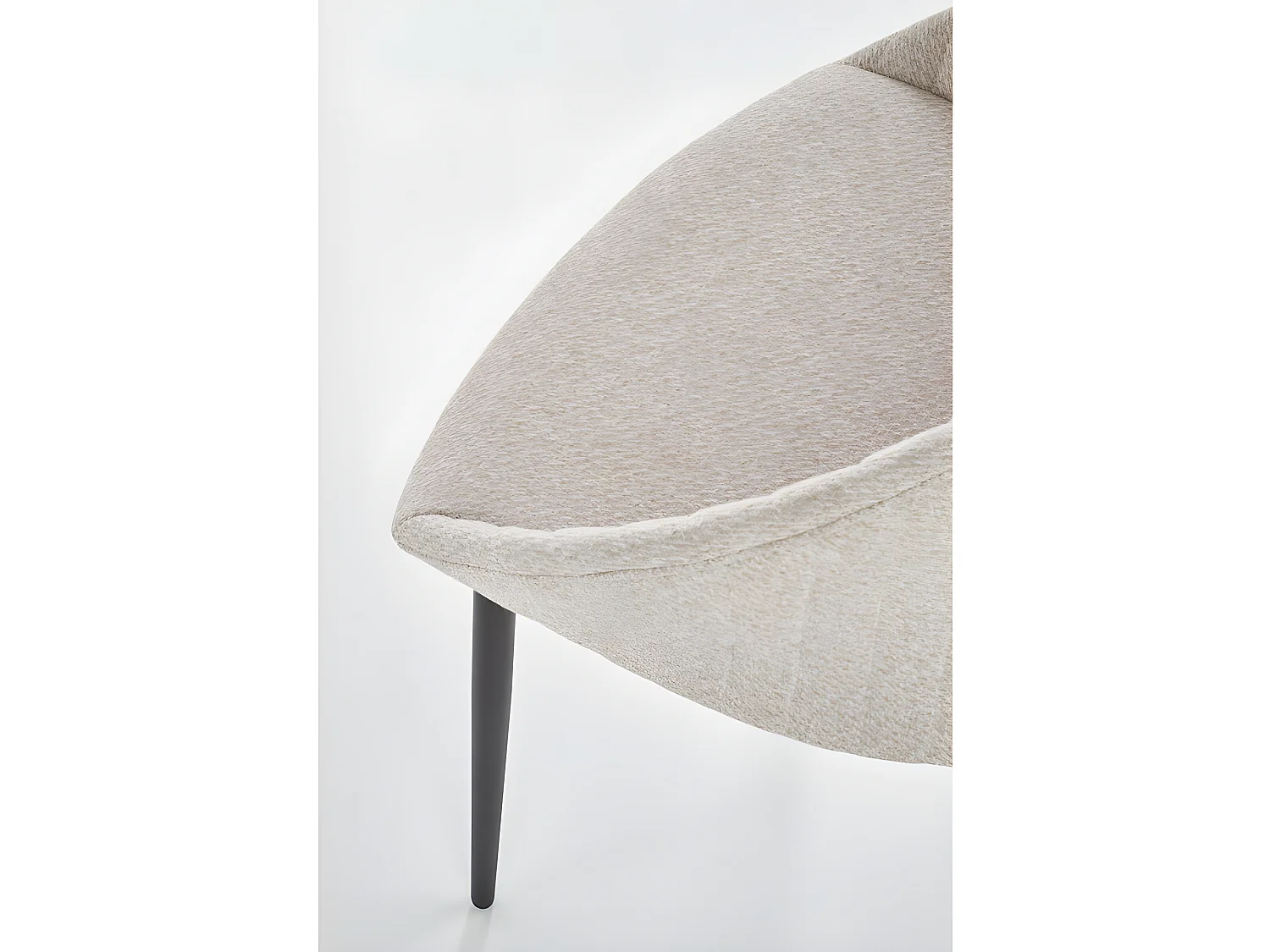 Chaise de salle à manger en tissu beige avec pieds en acier noir Pise