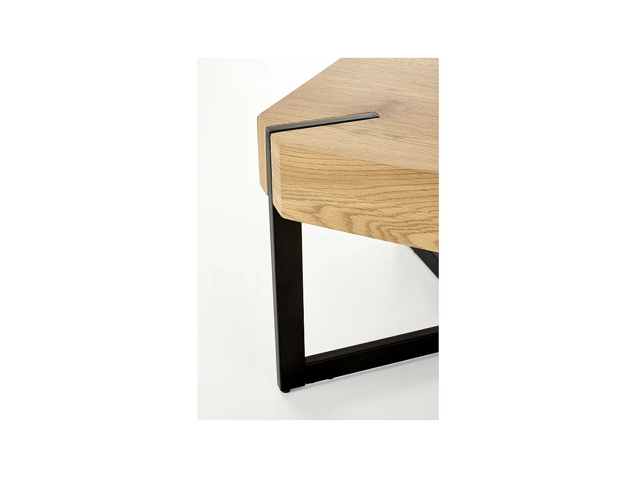 Tavolino di design con piano in rovere e gambe in acciaio nero Brest