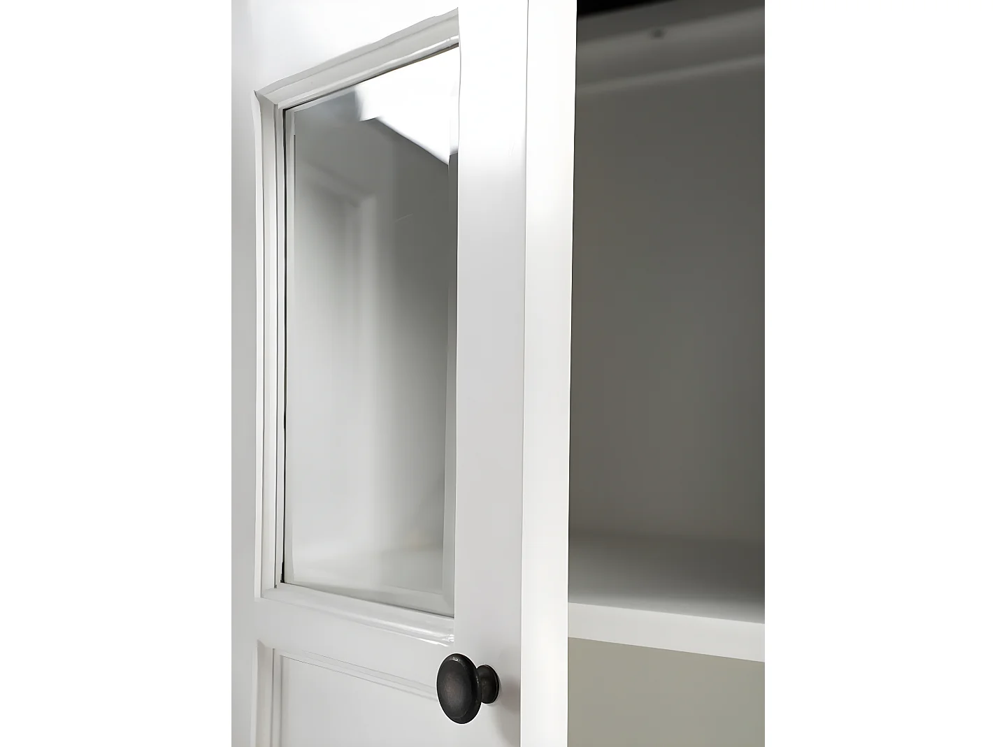 HalifaxContrast dressoir 6 deuren wit, zwart.