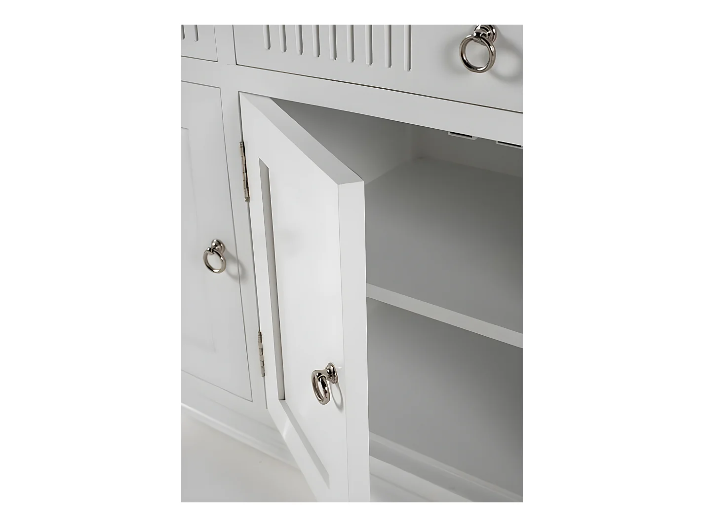 Skansen buffet 4 portes, 2 petit 1 grand tiroir blanc.