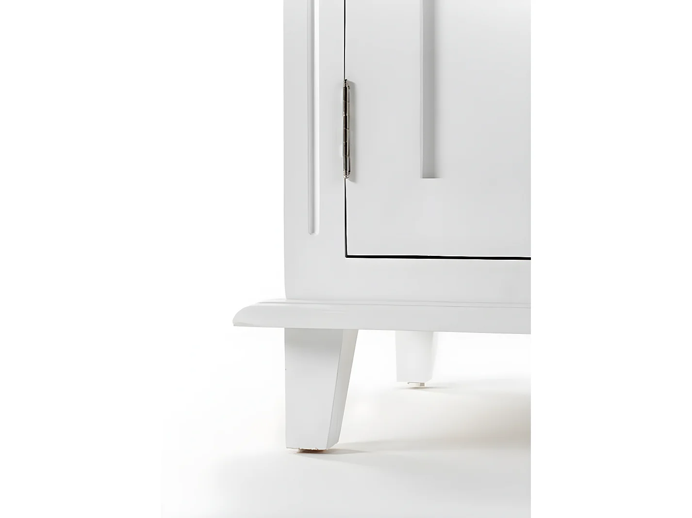 Skansen dressoir 4 deuren, 2 kleine 1 groot lade wit.