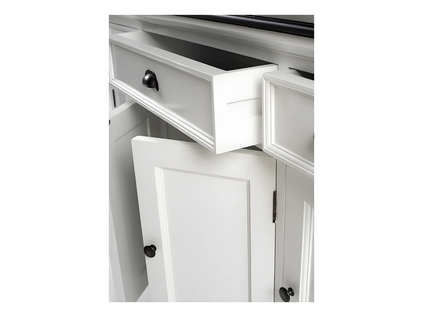 HalifaxContrast Sideboard 4 Türen, 2 kleine og 1 groß Schublade weiß, schwarz.