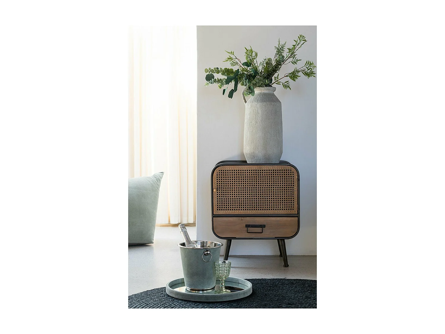 Table de Chevet 1 Tiroir 1 Porte avec Cannage - Vintage