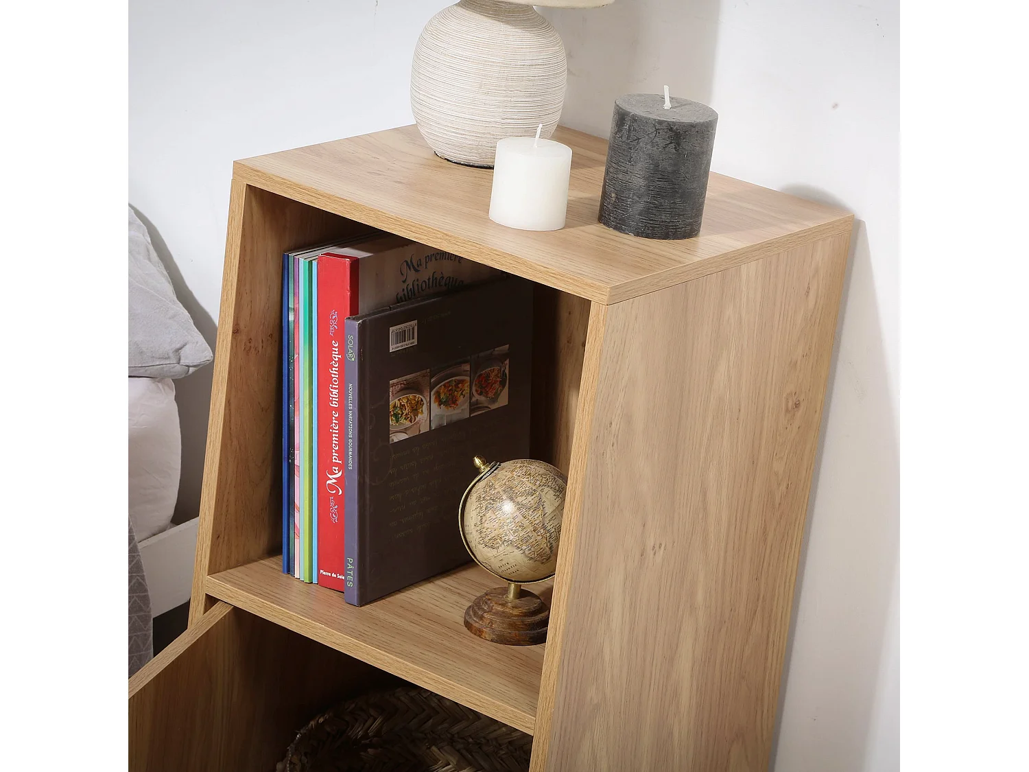 Set van 2 nachtkastjes met 2 compartimenten, houtdecor, 1 deur