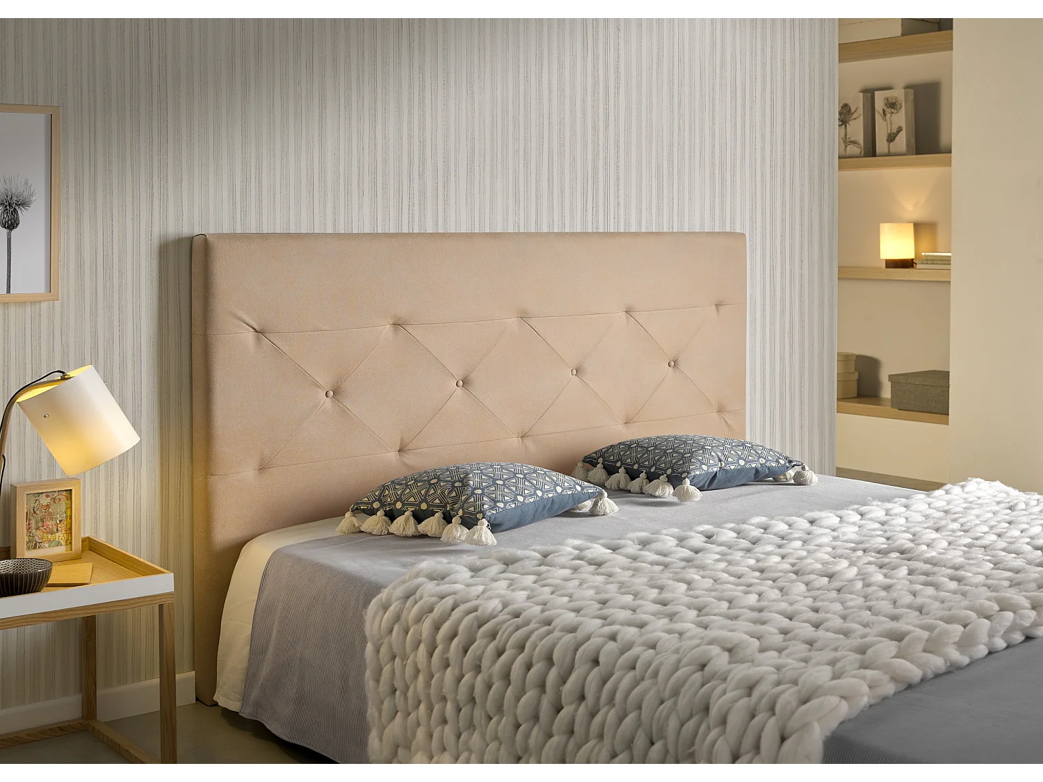 Cabecero Zafiro para Cama de 105 de Tela Camel 115x115x8..