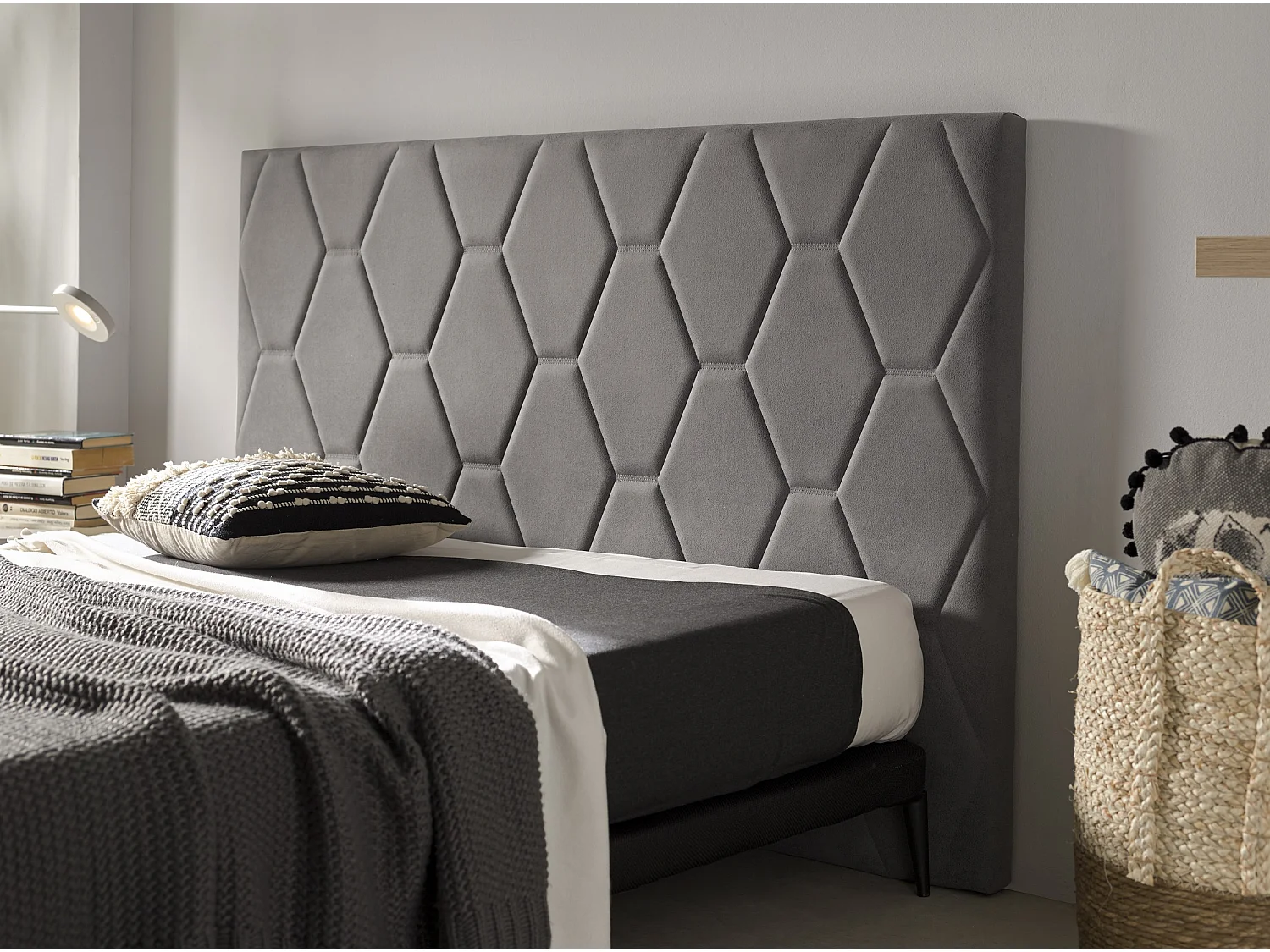 Cabecero Ágata para Cama de 110 de Tela Gris 115x115x8..