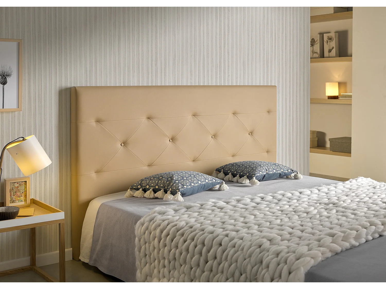 Cabecero Zafiro para Cama de 150 de Polipiel Camel 154x115x8..